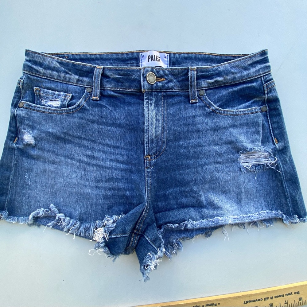 Paige Darin Jean Shorts size 29 raw hem 2” inseam